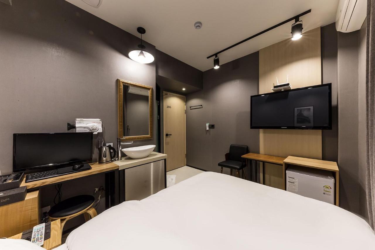 Raha Hotel Seul Dış mekan fotoğraf